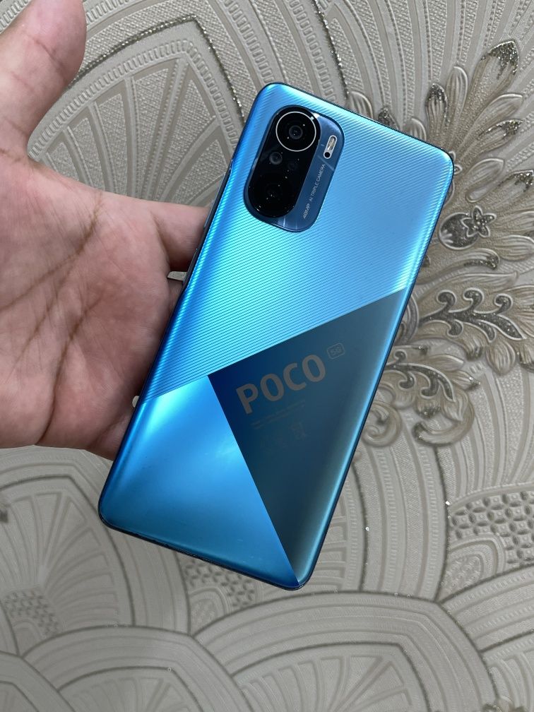 Poco F3 Ideal holatda 6+2/128gb Aybi yoq