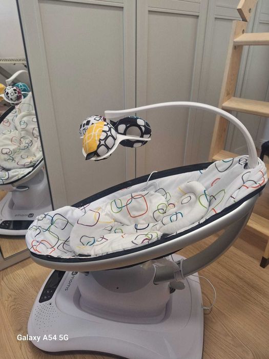 Fotoliu balansoar bebelusi 4MOMS MamaRoo 4.0 Plush, Multicolor
