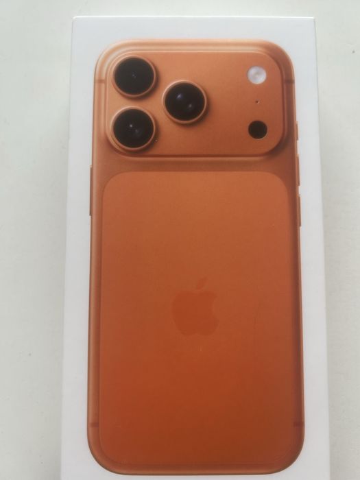 Iphone 17 pro Nou , Sigilat - Cosmic Orange 256 GB
