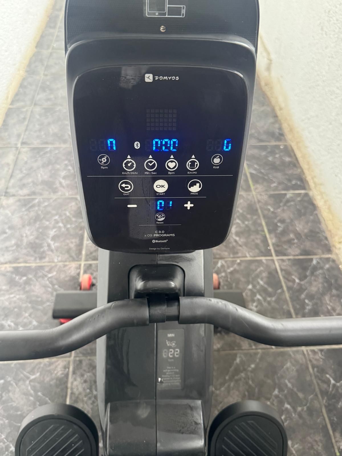 Aparat fitnes  nou autoalimentare