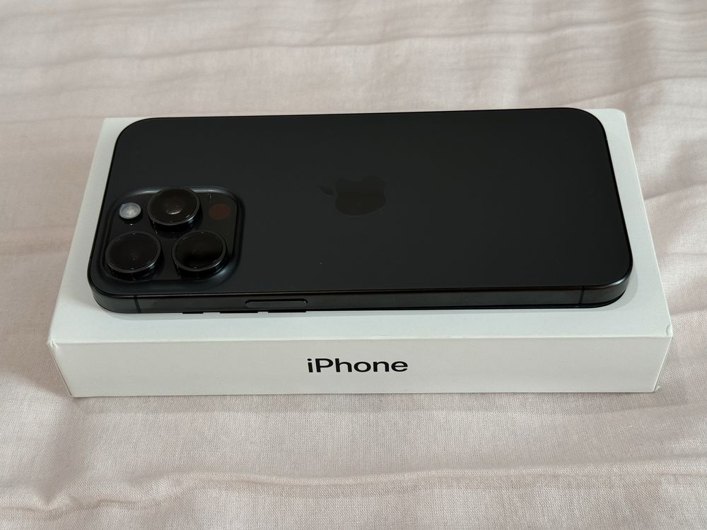 iPhone 15 Pro Max