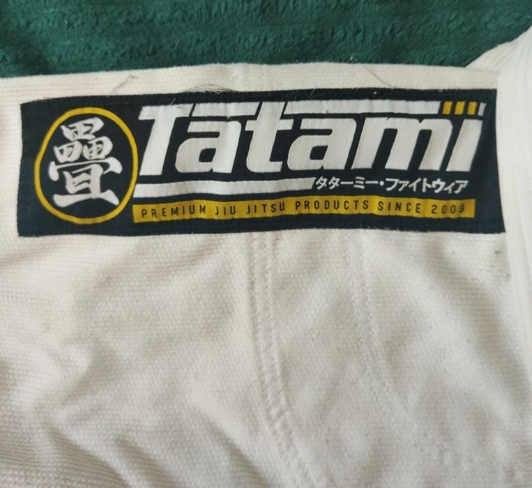 Kimono Brazilian Jiu Jitsu TATAMI