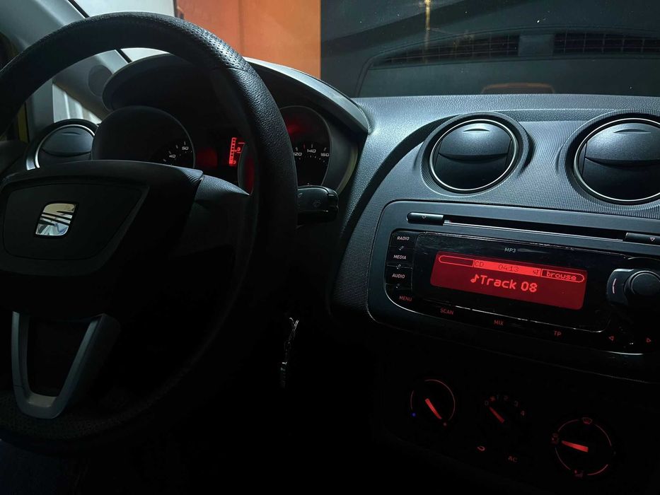 Seat Ibiza 1.4 Benzină – 2009 – preț negociabil