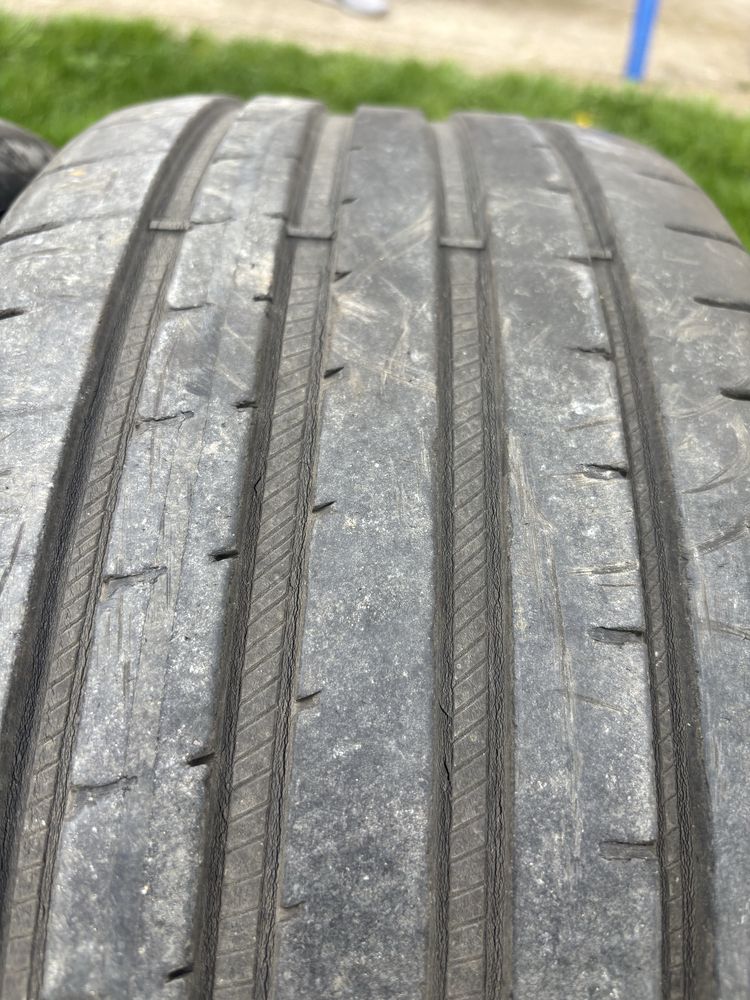 Гуми GOODYEAR 235/50R18