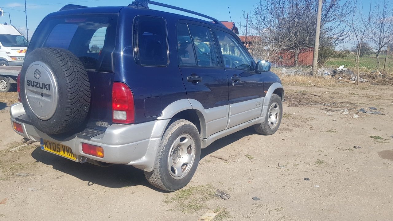 Suzuki grand vitara 2.0i на части