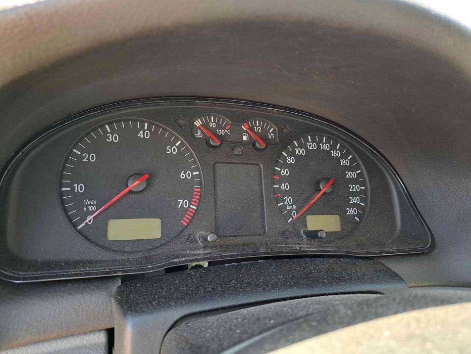 Ceas bord Volkswagen Passat B5 (3B5) Variant [Fabr 1997-2000] OEM