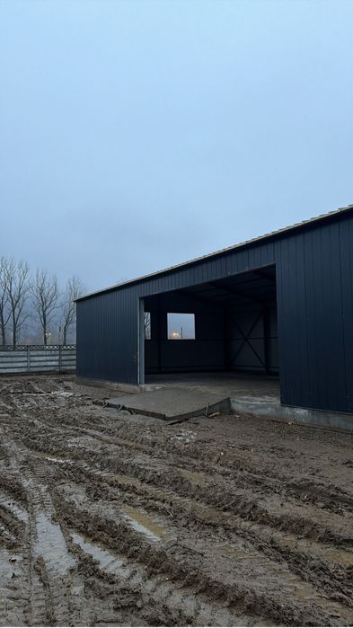 Inchiriez Hala Metalica