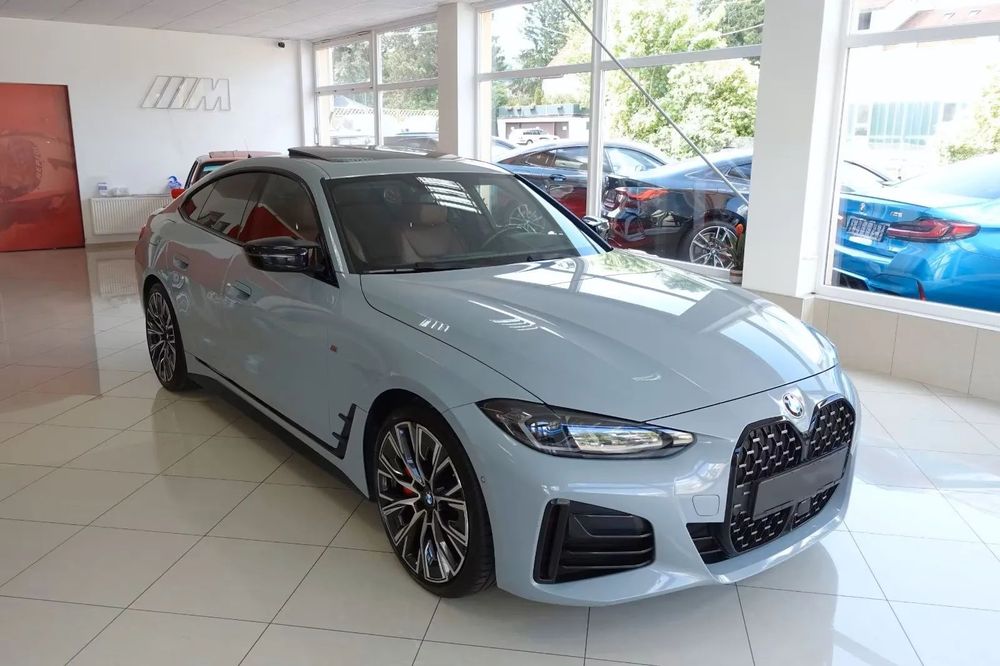 BMW M4 BMW M440i xDrive Gran Coupe AT MHEV Individual