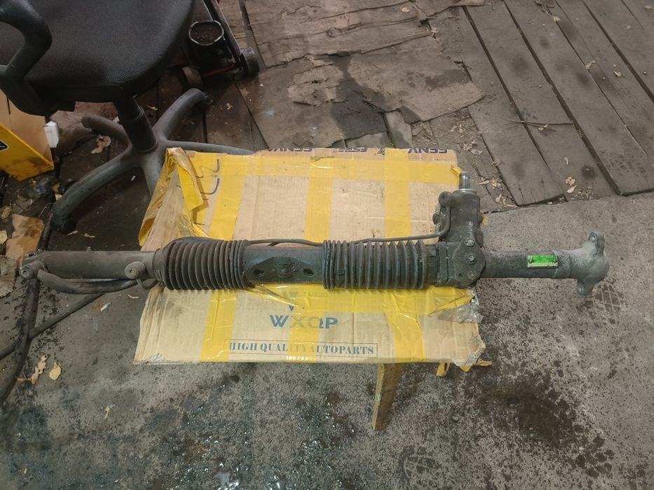 Продам рулевую рейка Ауди с4