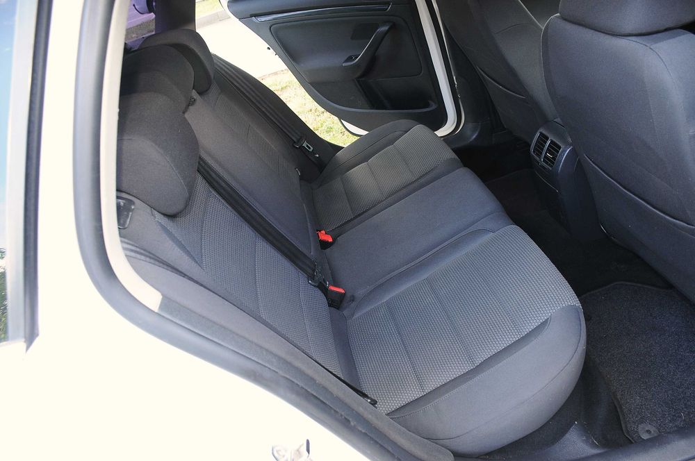 VW Golf 6 2010 1.6TDi 105 CP E5 CutieAut Clima Navi Camera, Proprietar