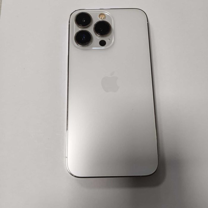 Iphone 13 Pro 256GB battery health 100%
