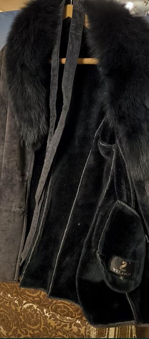 Женское пальто в идеальном состоянии