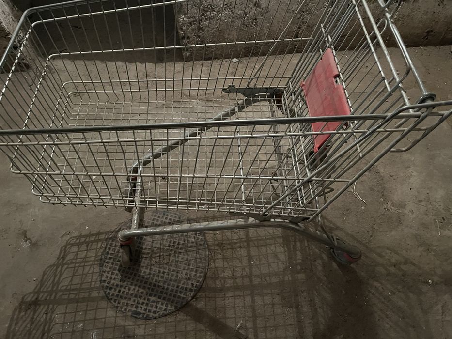 Vand carucior supermarket