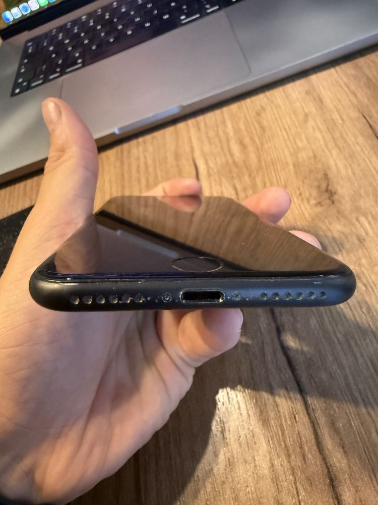 iPhone 7 Black 32GB