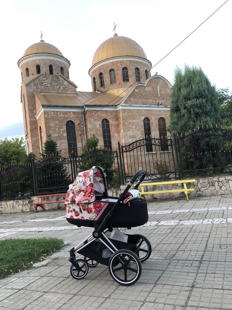 Cybex priam spring bollossom бебешка количка