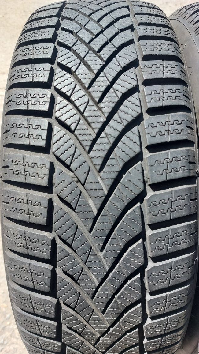 Зимни гуми 215/60/16 Falken Eurowinter 4 броя