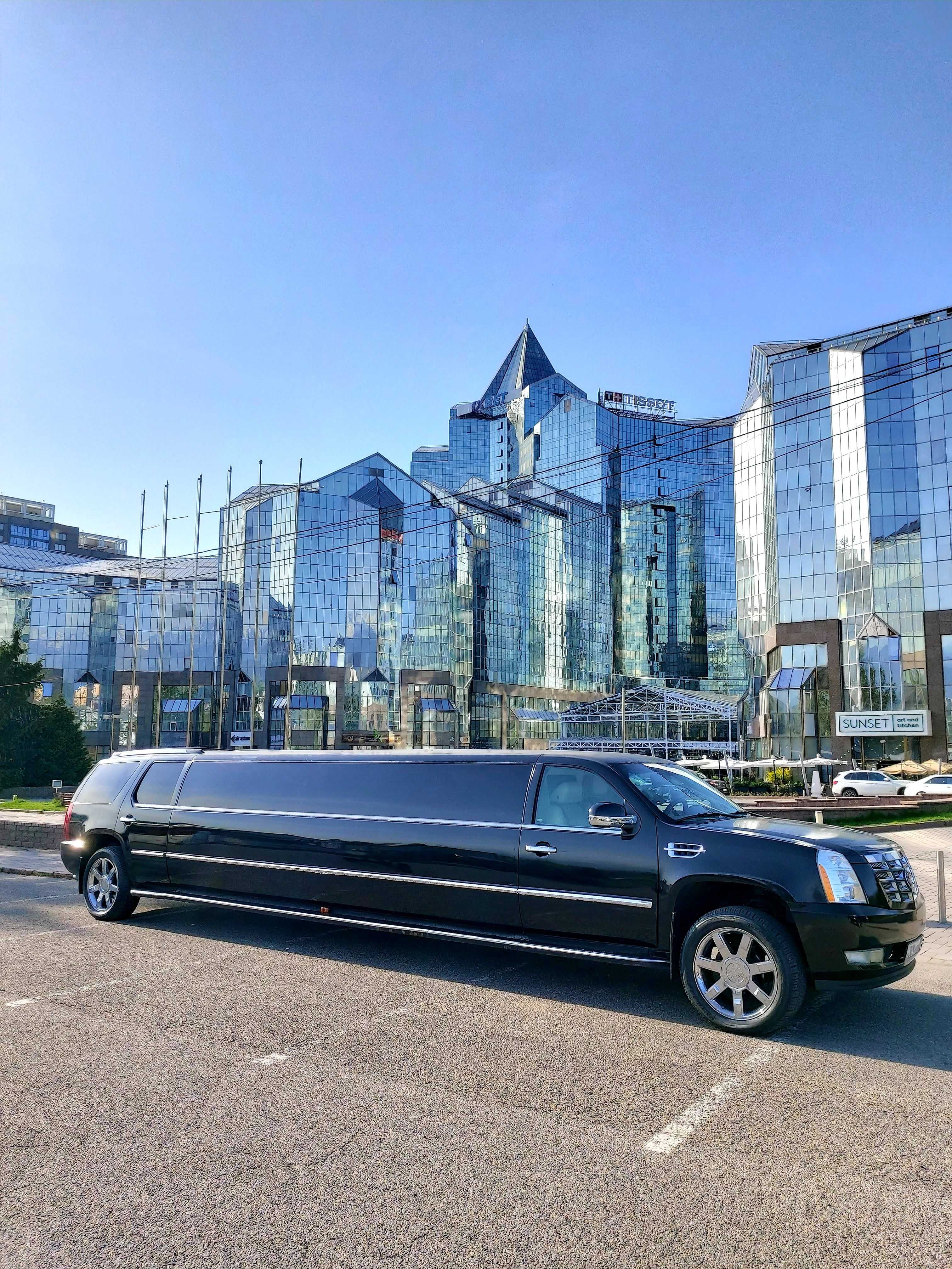 Аренда лимузина cadillac escalade в Алматы