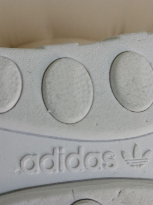 Adidași Nr 38 stare impecabila