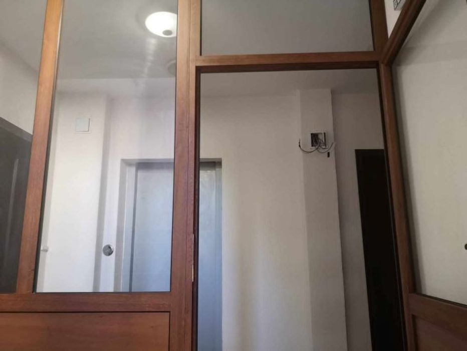 Продава се Едностаен апартамент в Бургас, Възраждане - 50 кв.м за 1800 €/кв.м - Снимка #4