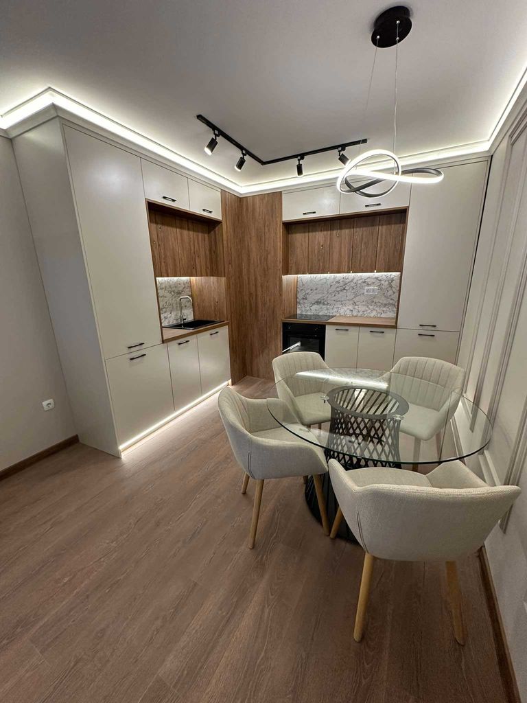 Продава се Двустаен апартамент в Пловдив, Христо Смирненски - 78 кв.м за 1865 €/кв.м - Снимка #2