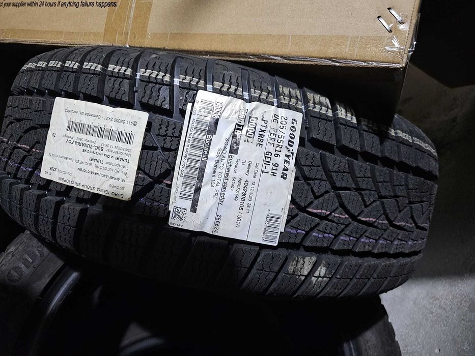 Cauciuc de iarna nou Goodyear UltraGrip Performance 205/55 R16 91H