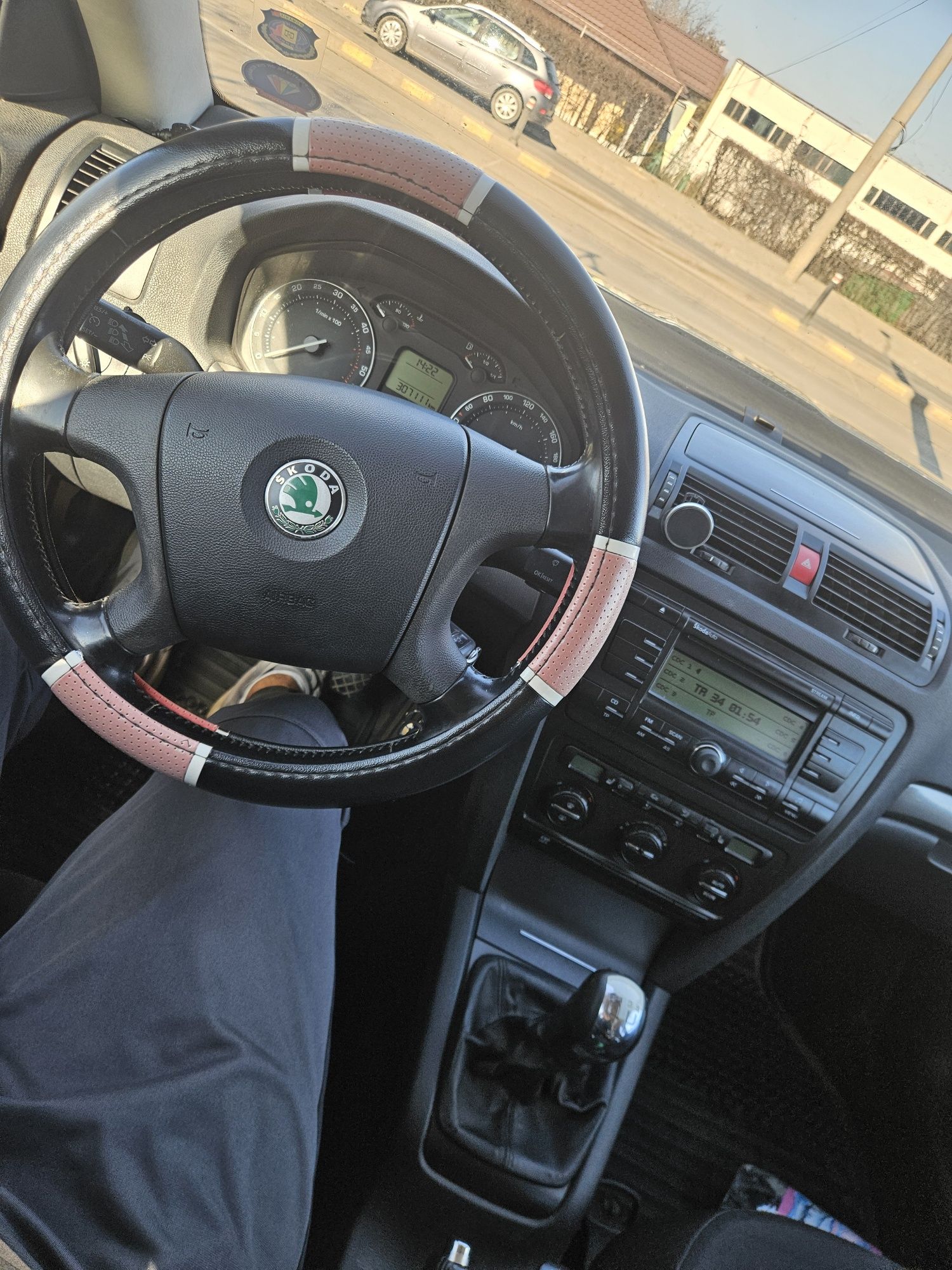 Vând Skoda Octavia 2. -1.9 BKC-