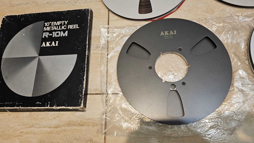 Role metalice Akai NAB, originale. Stare foarte buna, pret pe bucata!