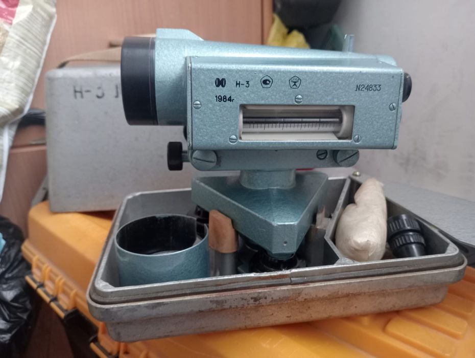Продам нивелир Н3