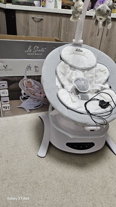 Електрическа люлка Cangaroo La Scala, Мента, 0 месеца + шезлонг