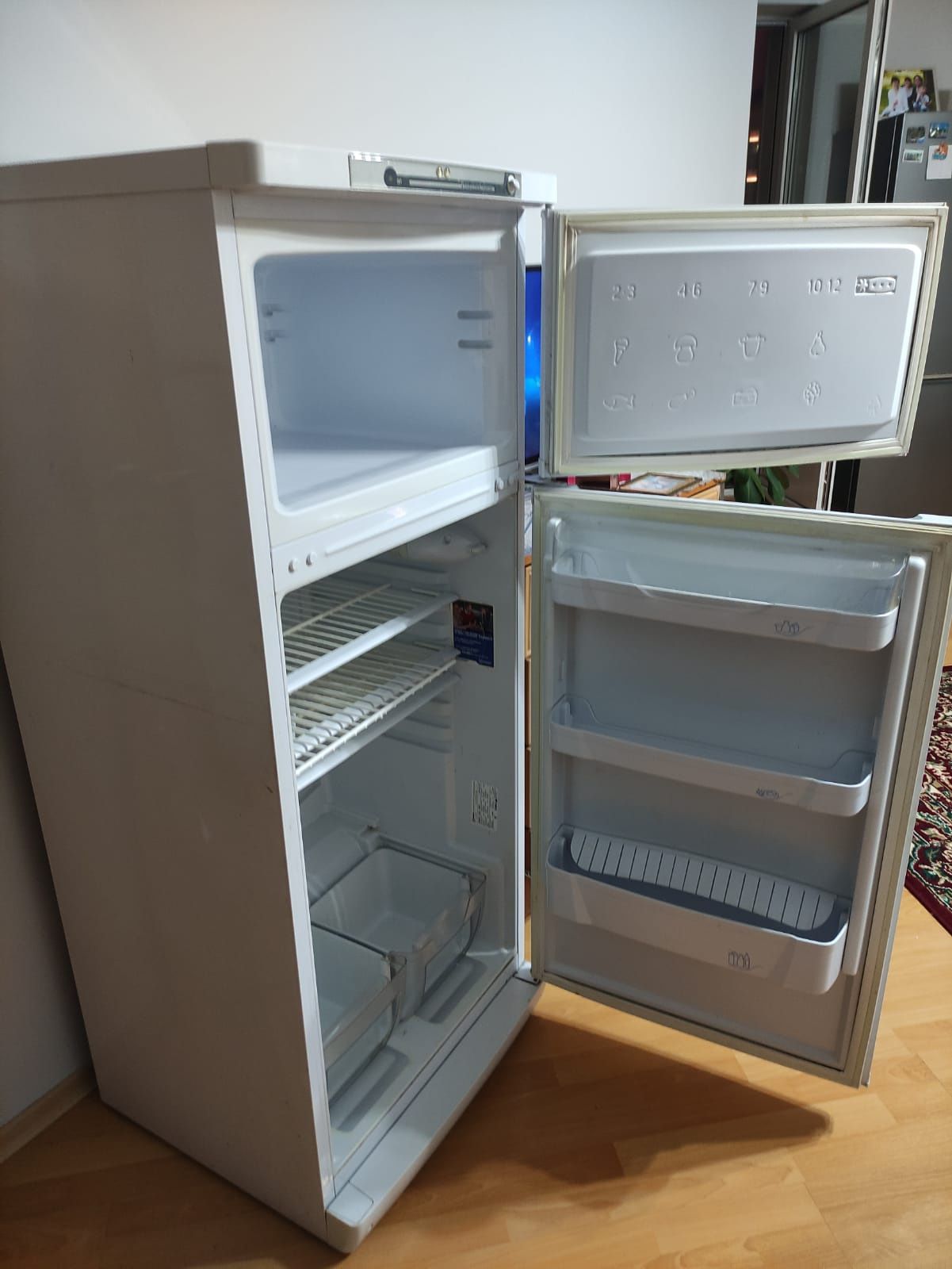 Продам холодильник!