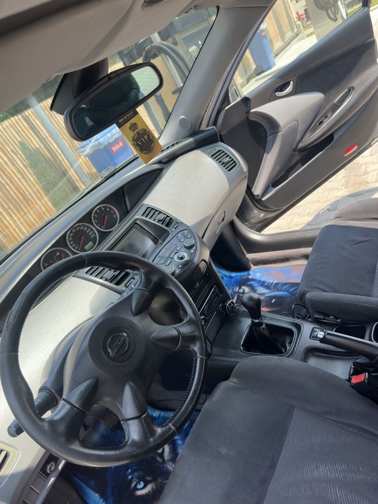 Nissan primera p12