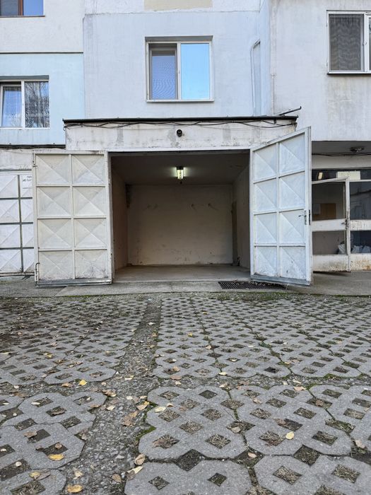 Гараж под наем - Разград, център от собственик