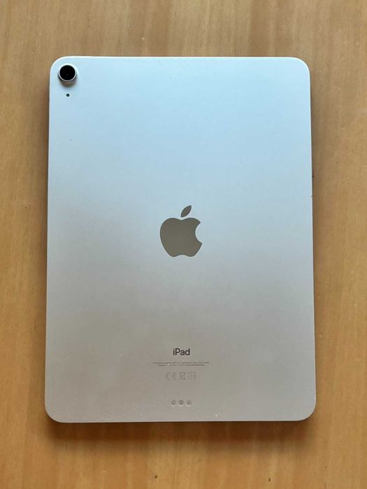 iPad Air 4 с повреден дисплей