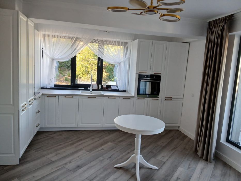 Inchiriere apartament 2 camere Palas