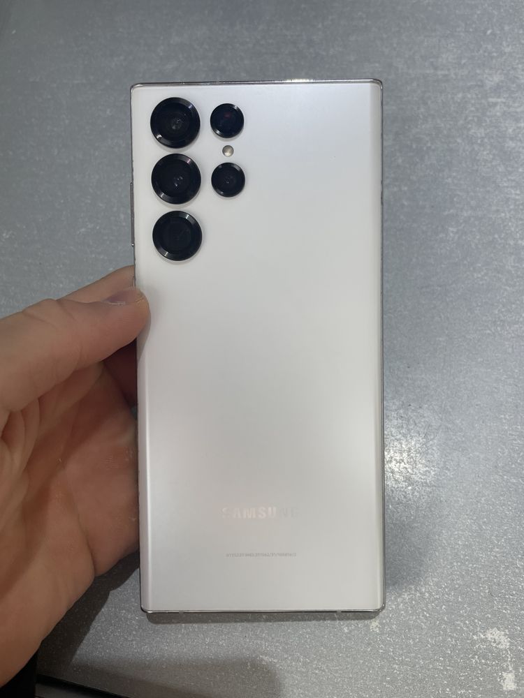 S22 ultra 12/256 white