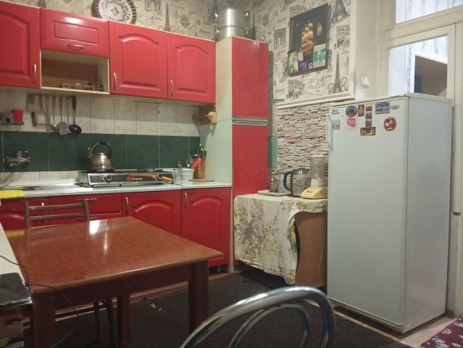 Сдаётся место на подселение (зал)