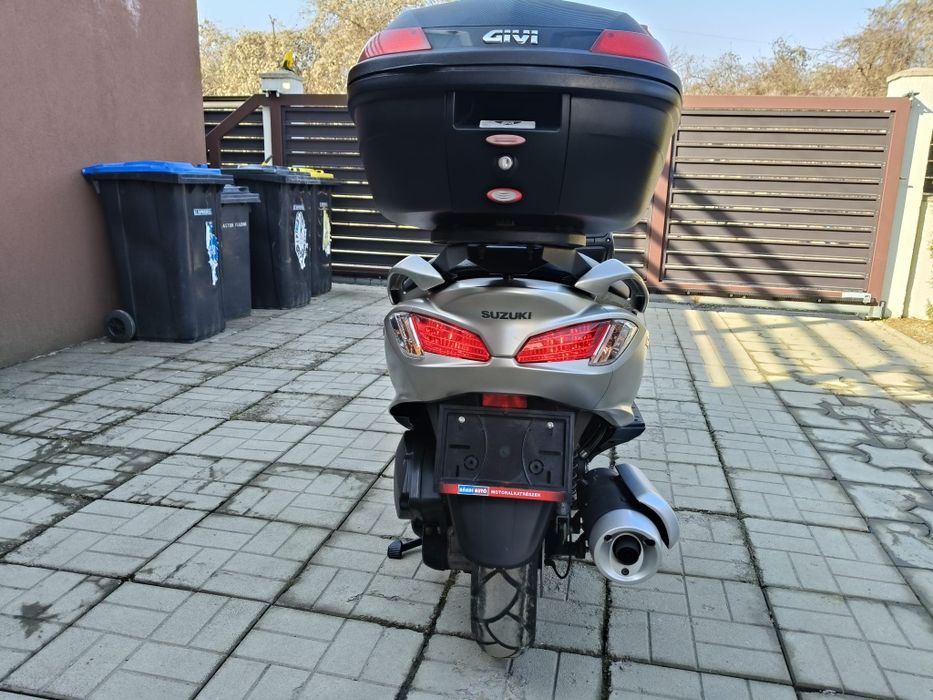 Suzuki Burgman 125 cc 2017 înmatriculat