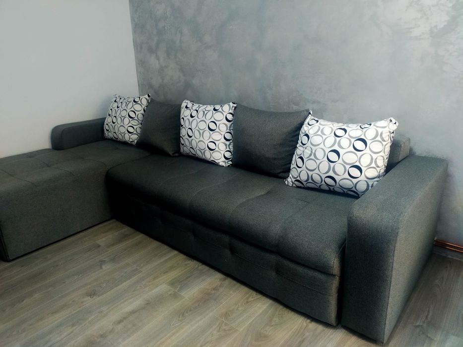 Colțar in stare foarte buna