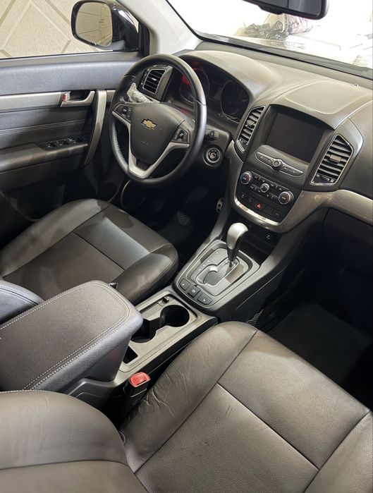 Captiva 4 3L 2016 Qora 37,000km