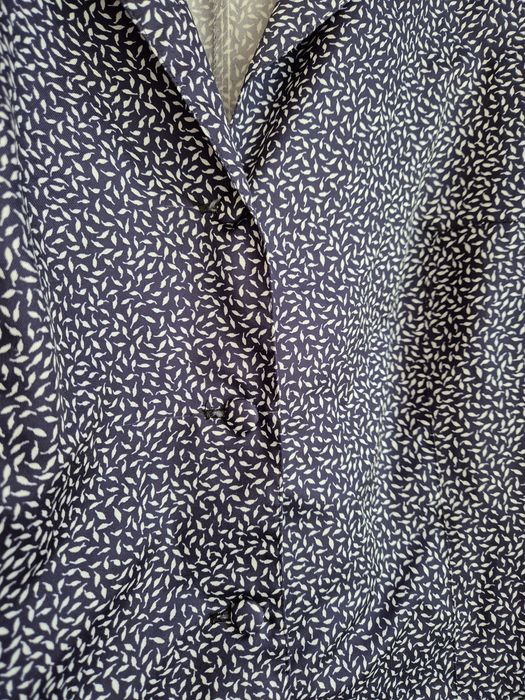 Rochie eleganta cu năsturei îmbrăcați