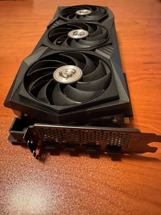 MSI RTX 3080 Gaming X Trio 10GB – Кутия, Фактура, Кратко използване