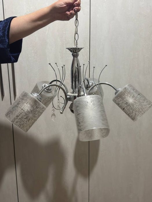 Lyustra, qandil 5talik deyarli yengi