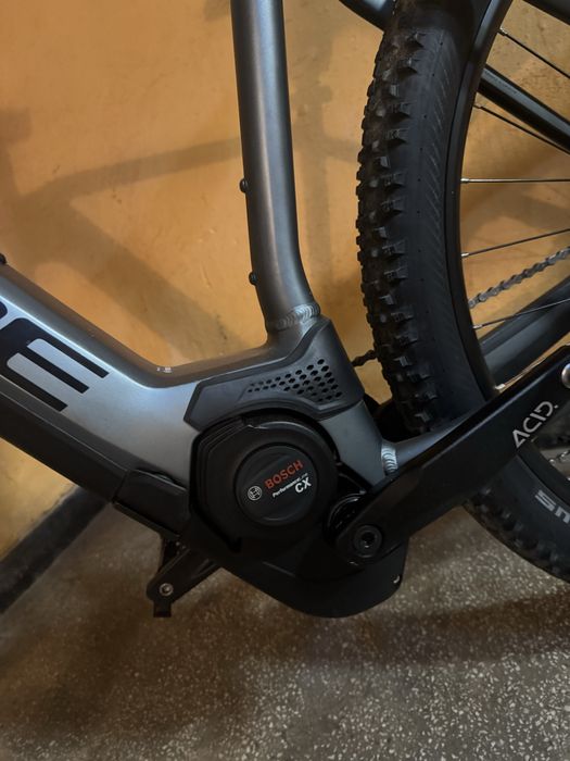 Bicicleta electrica Cube Reaction Pro 29r