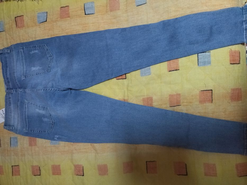 Дънки с цип по края