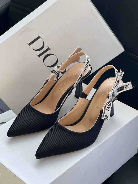 Pantofi DIOR noi