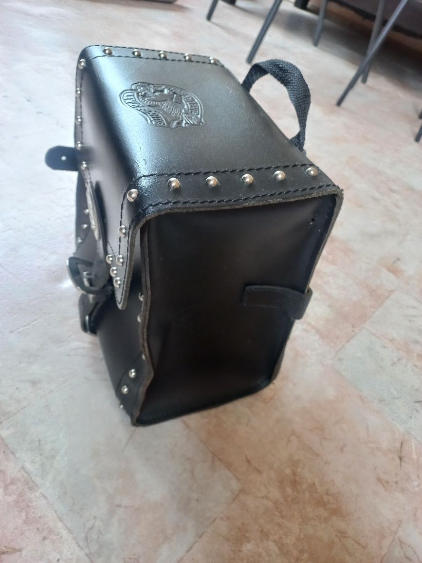 Honda Shadow Кожена чанта за багажник на облегалка
