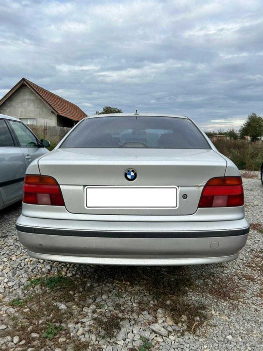 BMW E39 2.0 Diesel – ITP 2026, Webasto, Full piele, multe piese NOI