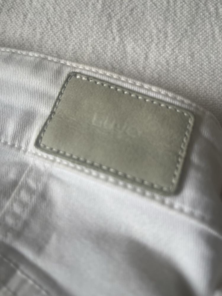 Pantaloni Liu•Jo S (size24)