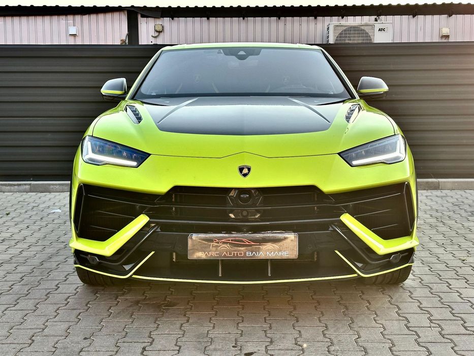 Lamborghini URUS Nou