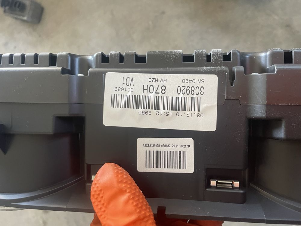 Ceasuri bord Volkswagen Passat CC b7 facelift europa maxidot color